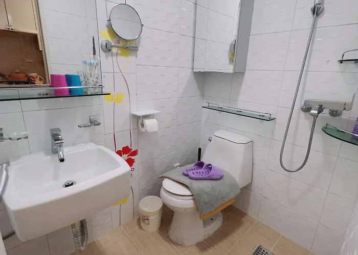 Whouse-sinchon Appart hôtel